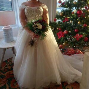 Stella York wedding dress